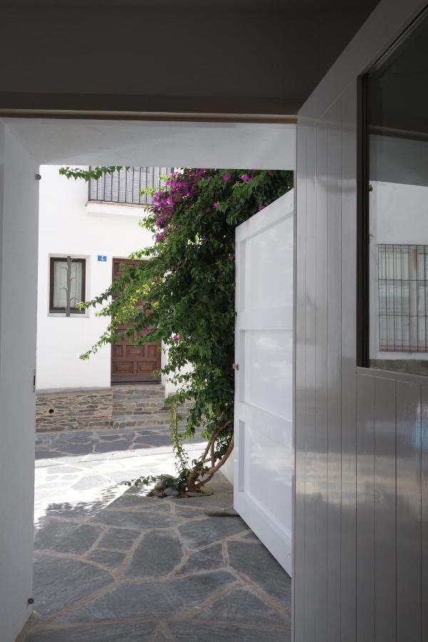 Centric Townhouse Cadaques - Casa Voltes - Villa Bagian luar foto